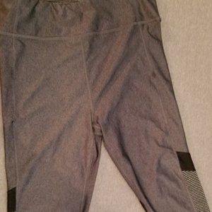 Under Armour, Compression Leggings, Size Medium